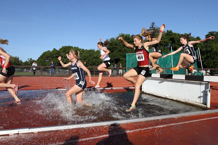 2010 Payton Jordan-066.JPG - 2010 Payton Jordan Invitational, May 1, Cobb Track and Angell Field, Stanford, California.